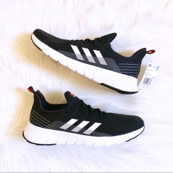 Adidas Asweego Running Shoes - Picture 4 of 7